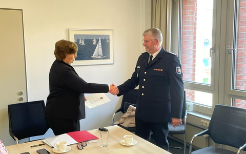 FW-SE: Jörg Nero als Landesbrandmeister gewählt - Foto: presseportal.de