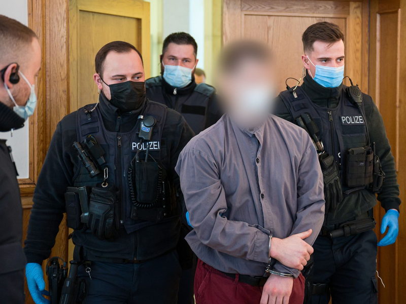 Der verurteilte zweifache Polizistenmörder stand erneut vor Gericht (Archivbild). - Foto: Oliver Dietze/dpa