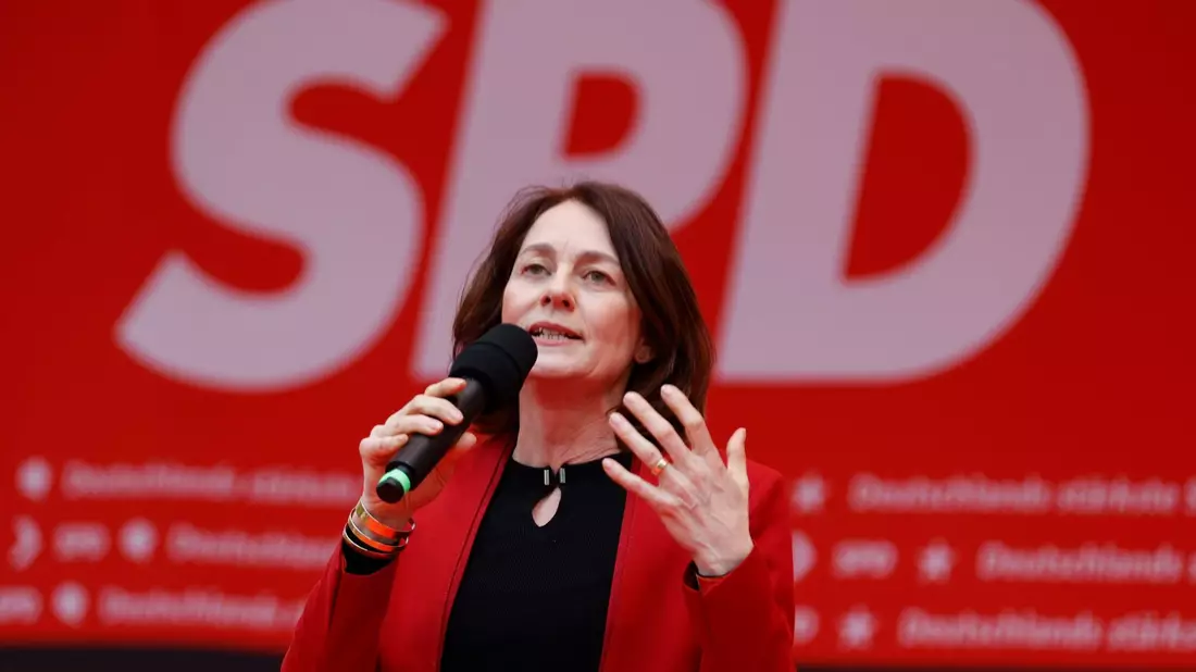 Die Spitzenkandidatin der SPD für die Europawahl: Katarina Barley. - Bild: Georg Wendt/dpa