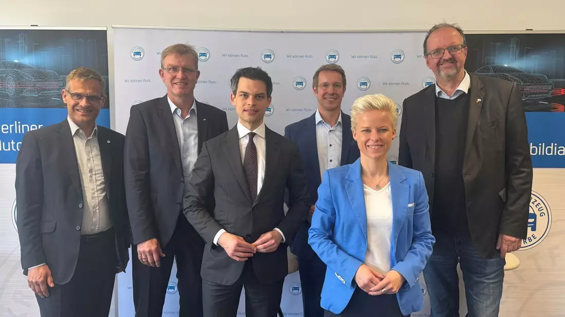 ZDK-Automobildialog zur Elektromobilität: Transformation braucht Verlässlichkeit - Bild: presseportal.de