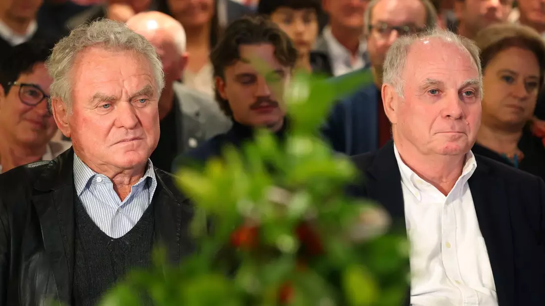 Sind unterschiedlicher Meinung bei Ralf Rangnick als Bayern-Trainer: Sepp Maier und Uli Hoeneß. - Bild: Karl-Josef Hildenbrand/dpa
