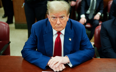 Donald Trump vor dem Strafgericht in Manhattan. - Foto: Seth Wenig/POOL AP/dpa