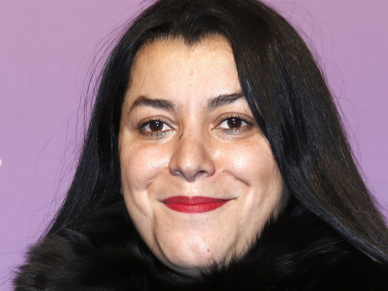 Mit ihren Arbeiten gibt Marjane Satrapi Einblicke in die iranische Gesellschaft und Geschichte. - Foto: Sebastien Nogier/EPA/dpa