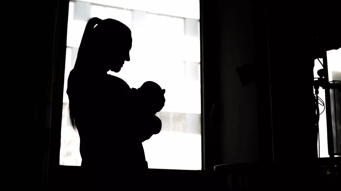 Jede fünfte Mutter in Deutschland bringt mindestens drei Kinder zur Welt. - Bild: Sina Schuldt/dpa