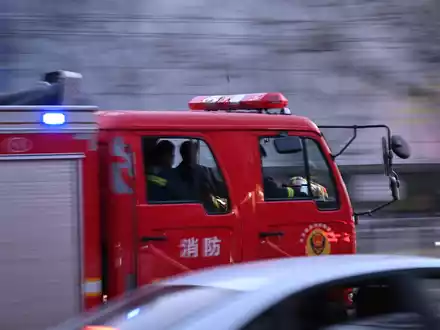 In Nordostchina starben zahlreiche Menschen durch einen Restaurantbrand. (Symbolbild) - Foto: Johannes Neudecker/dpa