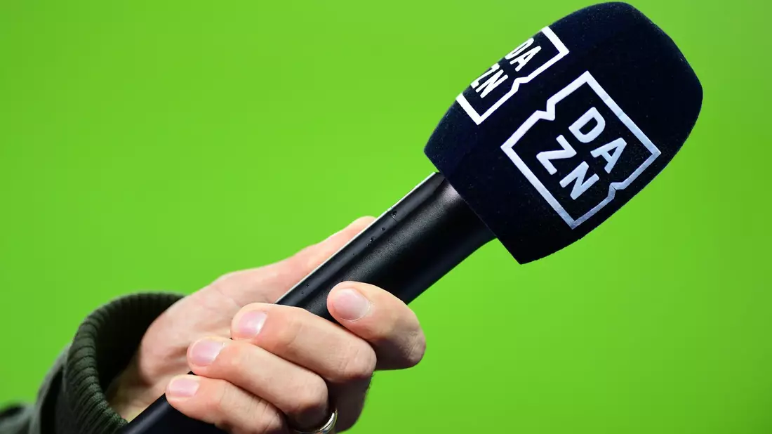 Der Internet-Sender DAZN hat im Streit mit der DFL nach eigenen Angaben die Deutsche Institution für Schiedsgerichtsbarkeit (DIS) eingeschaltet. - Bild: Soeren Stache/dpa-Zentralbild/dpa