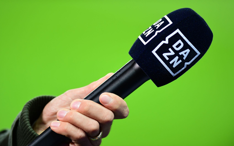 Der Internet-Sender DAZN hat im Streit mit der DFL nach eigenen Angaben die Deutsche Institution für Schiedsgerichtsbarkeit (DIS) eingeschaltet. - Foto: Soeren Stache/dpa-Zentralbild/dpa Der Internet-Sender DAZN hat im Streit mit der DFL nach eigenen Angaben die Deutsche Institution für Schiedsgerichtsbarkeit (DIS) eingeschaltet. - Foto: Soeren Stache/dpa-Zentralbild/dpa