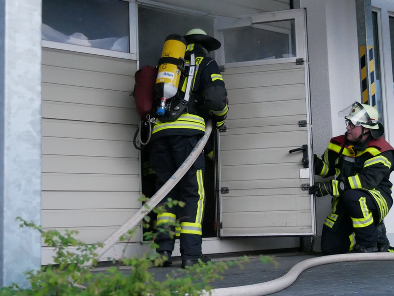 FW Celle: Einsatzübungen bei der Lebenshilfe und der Lobetalarbeit in Altencelle - Foto: presseportal.de