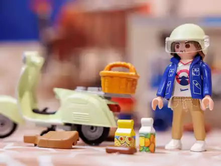 Playmobil-Hersteller verliert in zwei Jahren ein Drittel des Umsatzes. - Foto: Daniel Karmann/dpa