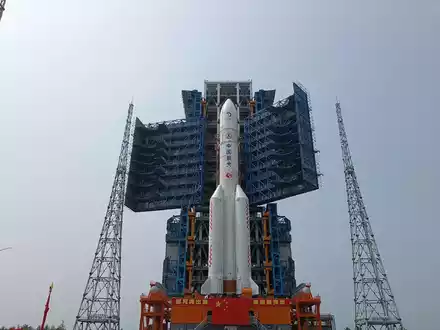 Am Freitag soll die Mondsonde Chang'e-6 in Richtung Mond starten. - Foto: Huang Guochang/XinHua/dpa