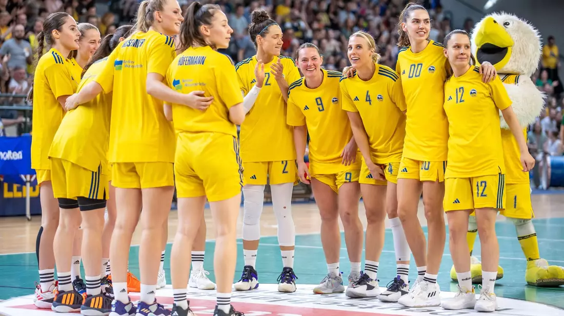 Die Alba-Frauen konnten erstmals die deutsche Meisterschaft gewinnen. - Bild: Andreas Gora/dpa