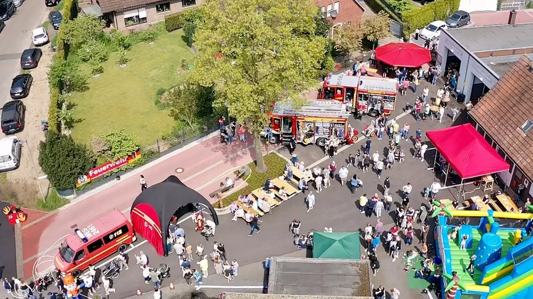 FW Hünxe: Viele Besucher beim Brandschutztag in Drevenack - Bild: presseportal.de