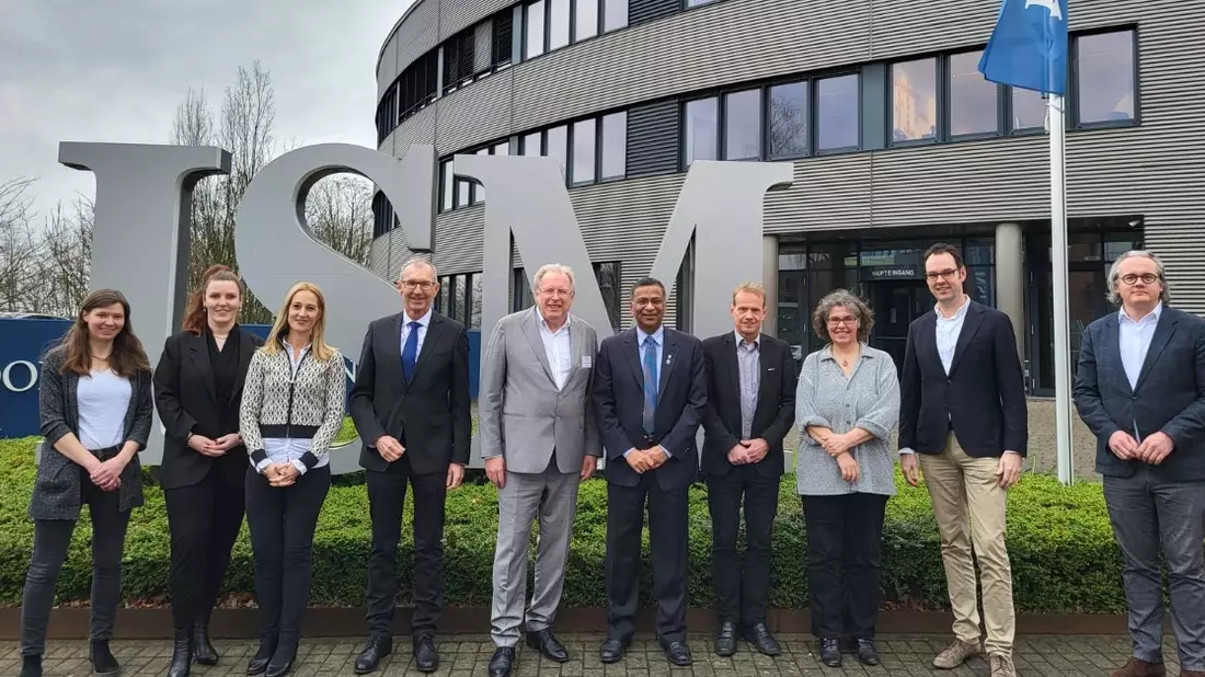 AACSB für die ISM - ein selten vergebenes Wissenschaftssiegel erster Klasse / Die International School of Management ist die aktuell einzige private Fachhochschule mit dieser weltweiten Auszeichnung auf höchster Ebene - Bild: presseportal.de