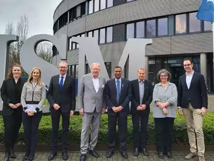 AACSB für die ISM - ein selten vergebenes Wissenschaftssiegel erster Klasse / Die International School of Management ist die aktuell einzige private Fachhochschule mit dieser weltweiten Auszeichnung auf höchster Ebene - Foto: presseportal.de