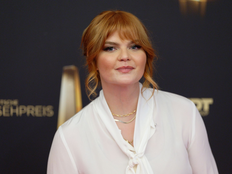 Sophie Passmanns Roman «Pick me Girls» kommt auf die Bühne. - Foto: Henning Kaiser/dpa