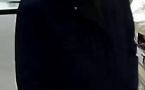 POL-HB: Nr.: 0240--Polizei fahndet mit Fotos nach renitentem Ladendieb-- - Foto: presseportal.de