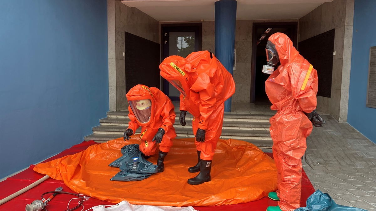 FW Stuttgart: Eine verletzte Person durch Unfall mit Reinigungsmittel - Foto: presseportal.de