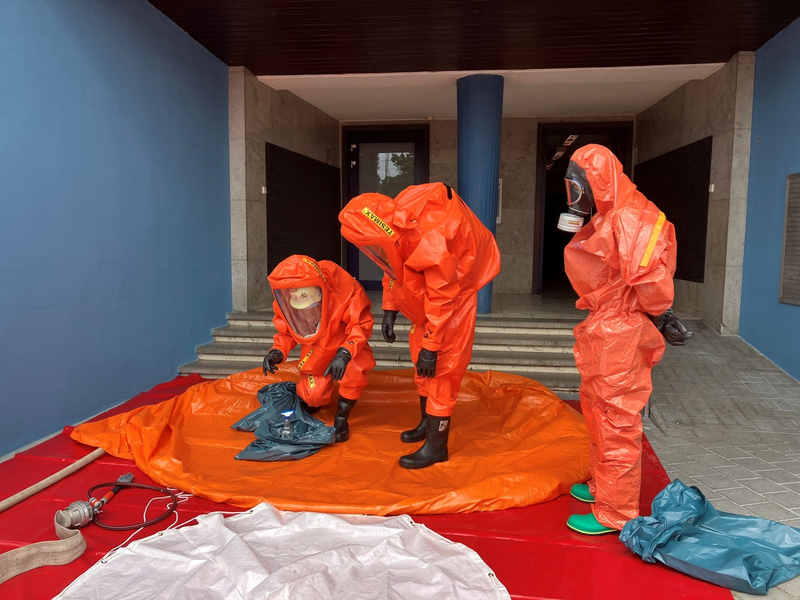 FW Stuttgart: Eine verletzte Person durch Unfall mit Reinigungsmittel - Foto: presseportal.de