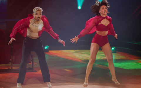 Comedian Tony Bauer trat bei der RTL-Show «Let's Dance» zusammen mit Profitänzerin Anastasia Stan an. - Foto: Rolf Vennenbernd/dpa Comedian Tony Bauer trat bei der RTL-Show «Let's Dance» zusammen mit Profitänzerin Anastasia Stan an. - Foto: Rolf Vennenbernd/dpa