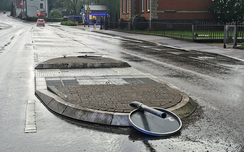 POL-GM: Verkehrsschild umgefahren - Foto: presseportal.de