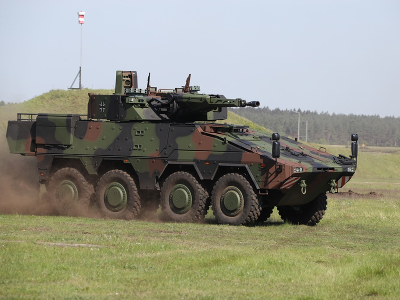 Erstes Referenzfahrzeug Schwerer Waffenträger Infanterie vorgestellt / Nachweisführung kann zeitnah beginnen - Foto: presseportal.de