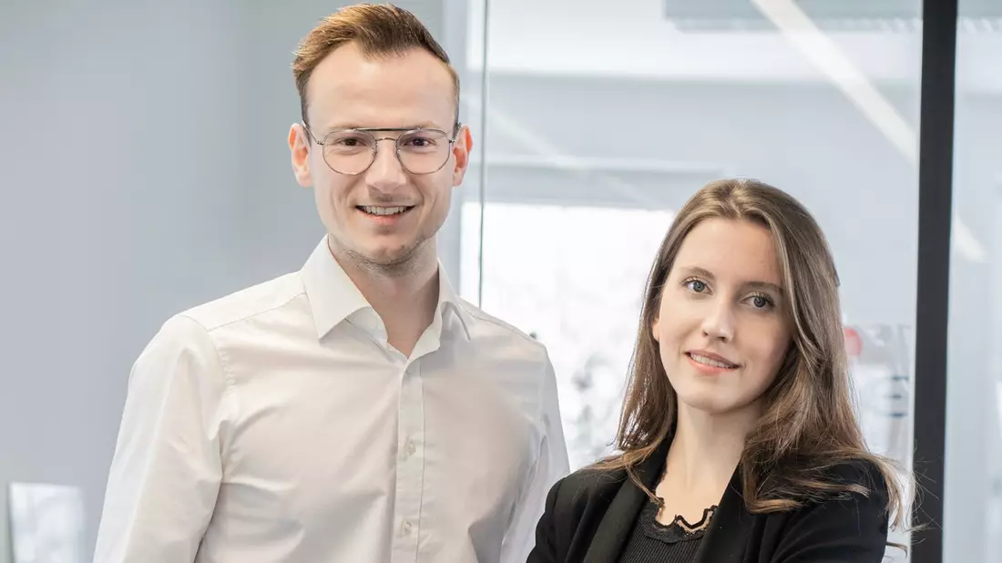 Julian Mayrbäurl und Laura Fendrich von Ingenieure der Zukunft: Ganzheitliche Social-Recruiting-Konzepte für das Ingenieurwesen und technische Betriebe beenden die Personalnot und stärken die Branche - Bild: presseportal.de