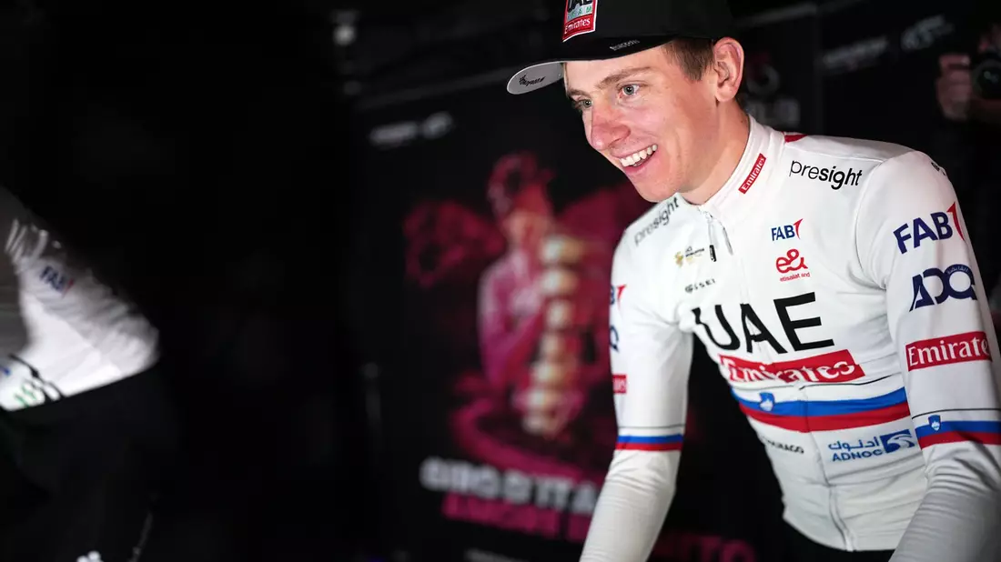 Liegt in der Gesamtwertung 3:41 Minuten vor Verfolger Geraint Thomas: Der Slowene Tadej Pogacar. - Bild: Marco Alpozzi/LaPresse via ZUMA Press/dpa