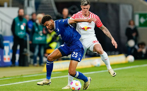 Debüt mit Höhen und Tiefen: Hoffenheims Christian Ilzer   - Foto: Uwe Anspach/dpa