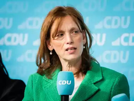 Karin Prien will nicht mit der AfD kooperieren. - Foto: Christoph Soeder/dpa