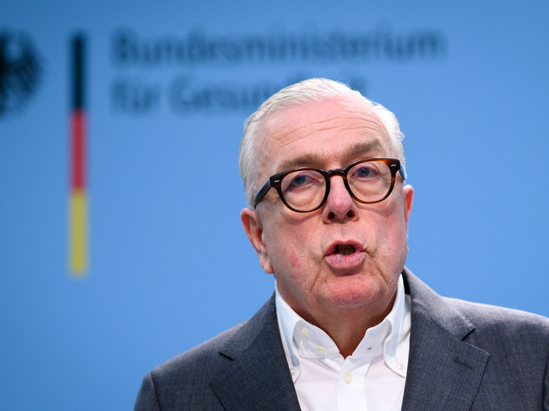 Ärztepräsident Klaus Reinhardt fordert eine stärkere Steuerung der Patientinnen und Patienten bei Behandlungen in Praxen und Kliniken. - Foto: Bernd von Jutrczenka/dpa