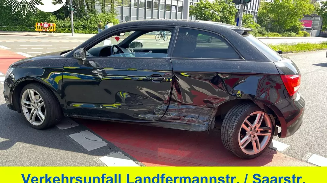 POL-DU: Altstadt: Beim Linksabbiegen übersehen - zwei Verletzte - Bild: presseportal.de