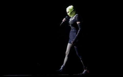 Die US-Sängerin Madonna wird ihre Tournee mit einem kostenlosen Konzert am Strand der Copacabana in Rio de Janeiro abschließen. - Foto: Bruna Prado/AP/dpa