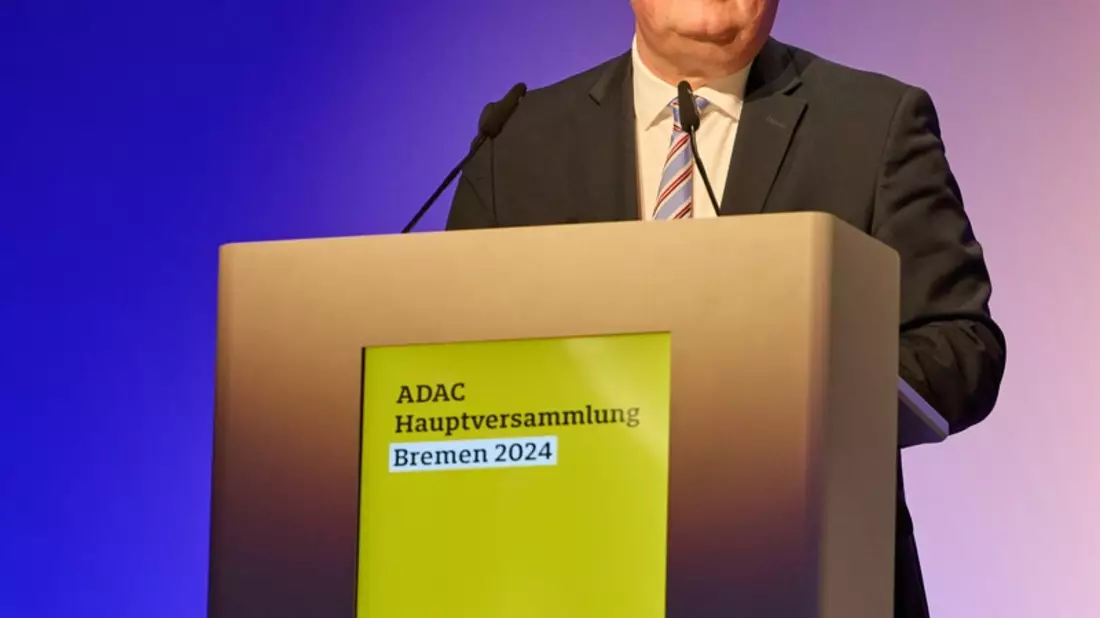 Der ADAC wächst weiter und investiert in bestehende und neue Services für Mitglieder / ADAC Hauptversammlung in Bremen / positives Jahresergebnis / neuer e-Charge-Partner - Bild: presseportal.de