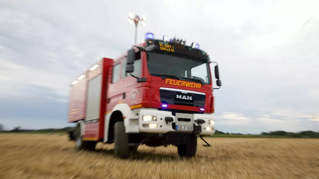 FFW Schwalmtal: Technische Hilfeleistung nach Verkehrsunfall - Bild: presseportal.de