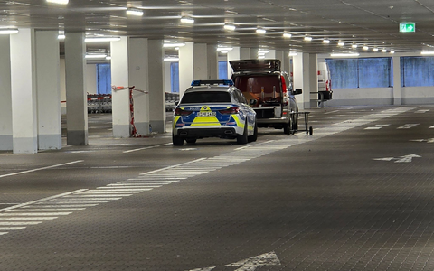 Hier in einer Tiefgarage eines Baumarktes in Regensburg wurde die Leiche im Auto gefunden. - Foto: Moller-Schuh/vifogra/dpa