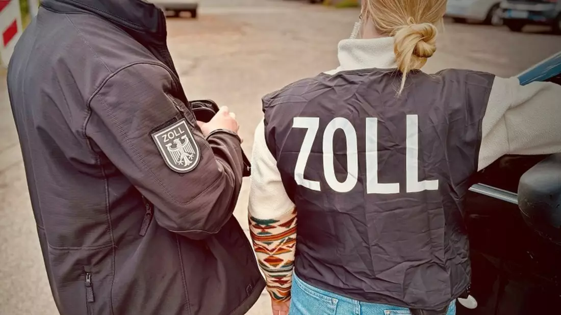 HZA-SB: Saarbrücker ZOLL prüfte im Rahmen der europaweiten Joint Action Days zum Thema Menschenhandel, Zwangsarbeit und Ausbeutung der Arbeitskraft; Zahlreiche Verstöße festgestellt - Bild: presseportal.de