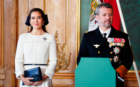 Dänemarks König Frederik X. und Königin Mary beim Besuch in Schweden. - Foto: Ida Marie Odgaard/Ritzau Scanpix Foto/AP/dpa