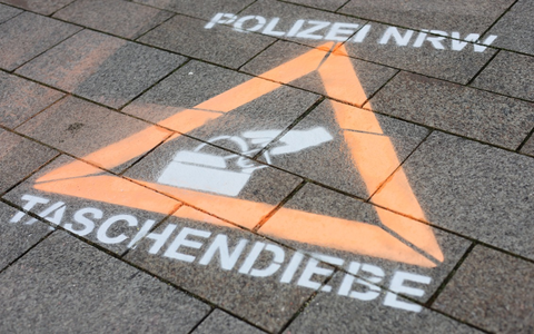 POL-VIE: Polizei sagt Taschendieben den Kampf an! - Foto: presseportal.de