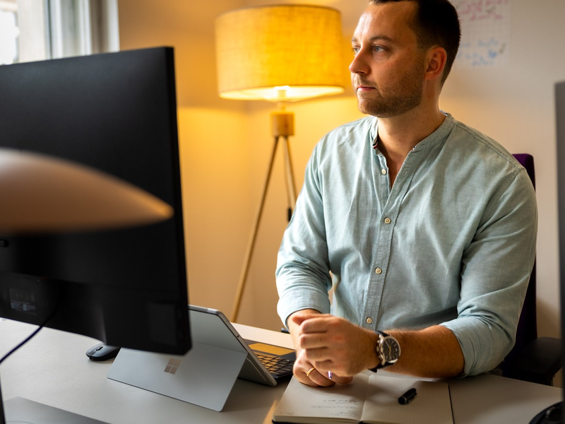 Maximilian Karpf von FM Sales: So gelangen Start-ups auch in schwierigen Zeiten zum Erfolg - Foto: presseportal.de