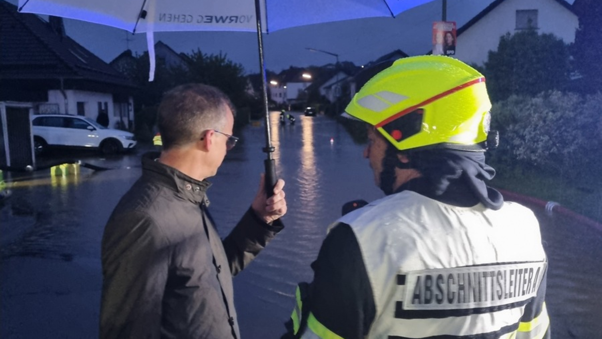 FW Wenden: Starkregen über dem Wendener Land - Foto: presseportal.de