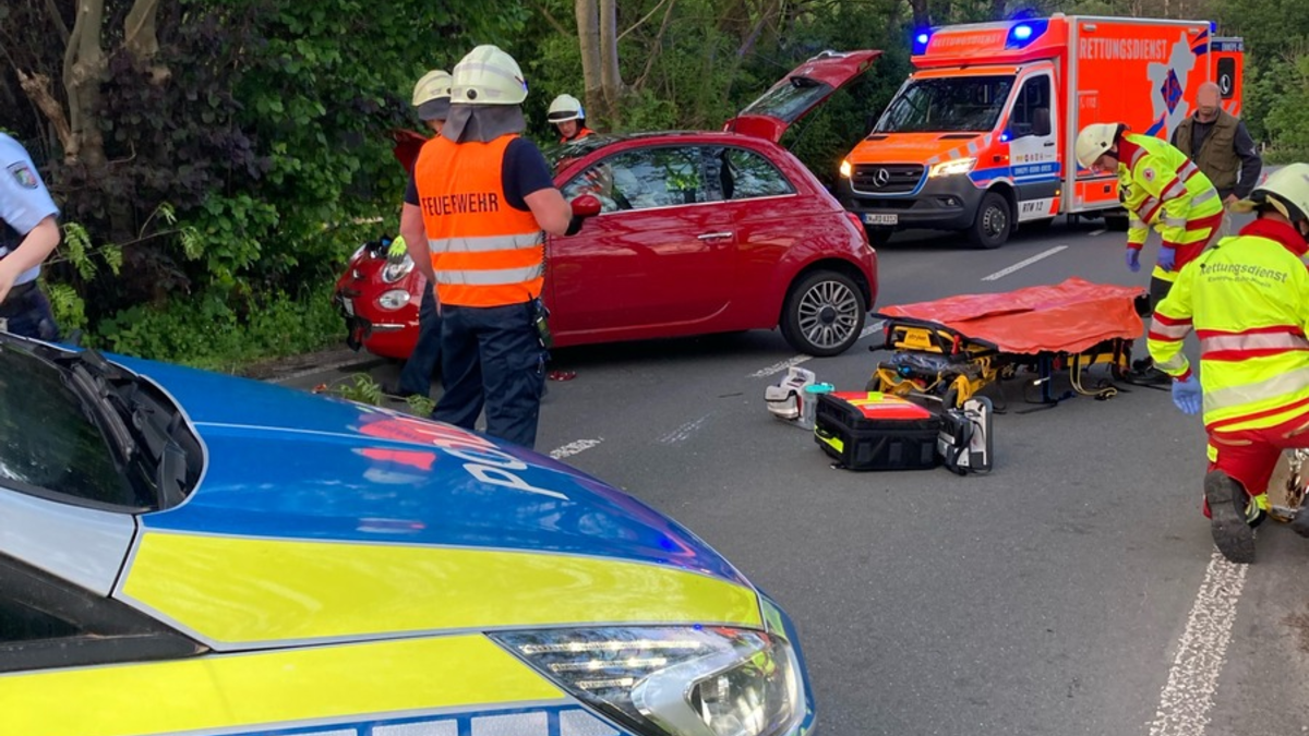 FW-EN: Grill sorgt für verrauchte Wohnung & Verkehrsunfall mit einer Verletzten - Foto: presseportal.de