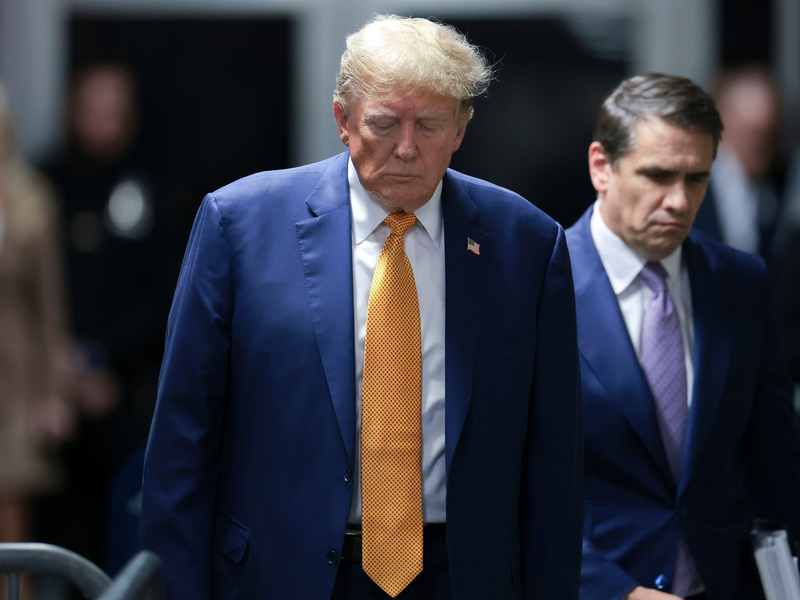 Dem ehemaligen US-Präsidenten Donald Trump drohen mehrere Jahre Haft. Der Fall könnte den US-Wahlkampf beeinflussen. - Foto: Win McNamee/Pool Getty Images North America/AP/dpa