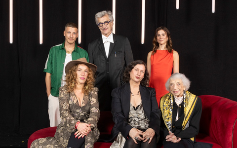 Bärenstark: B.Z.-Kulturpreis zum 30. Mal verliehen / Bronzene Bären für Margot Friedländer, Wim Wenders, Aylin Tezel, Felix Lobrecht, Constanza Macras und Yael Ronen - Foto: presseportal.de