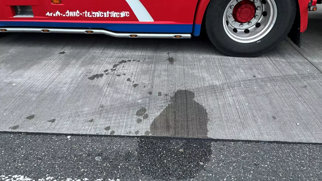 API-TH: Zeugen gesucht ! 850 Liter Diesel aus zwei Lkw entwendet - Bild: presseportal.de