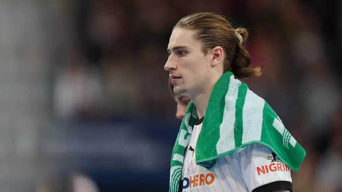 Juri Knorr fehlt der DHB-Auswahl im Länderspiel gegen Schweden. - Bild: Marcus Brandt/dpa