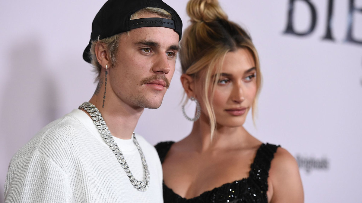 Erwarten ihr erstes Kind: Justin und Hailey Bieber. - Foto: Jordan Strauss/Invision/AP/dpa