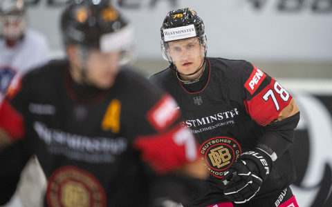 Nico Sturm war im vergangenen Jahr ein wichtiger Leistungsträger bei der Vizeweltmeisterschaft. - Foto: Sebastian Kahnert/dpa