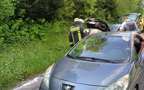 FW-EN: Wetter - zwei Verkehrsunfallfälle im Ortsteil Wengern und ein Hilfeleistungseinsatz auf der Ruhr - Foto: presseportal.de