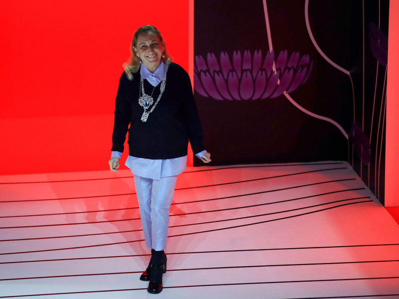 Miuccia Prada feiert ihren 75. Geburtstag (Archivbild). - Foto: Luca Bruno/AP/dpa