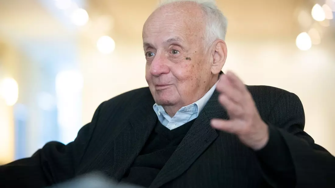Der Schriftsteller, Diplomat und Journalist Ivan Ivanji starb im Alter von 95 Jahren. - Bild: Georg Hochmuth/APA/dpa